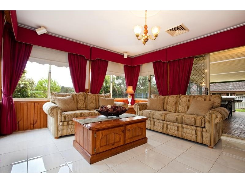 20 Richardson Place, Glenmore Park NSW 2745