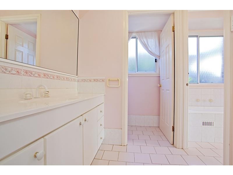 34 Wari Avenue, Glenmore Park NSW 2745