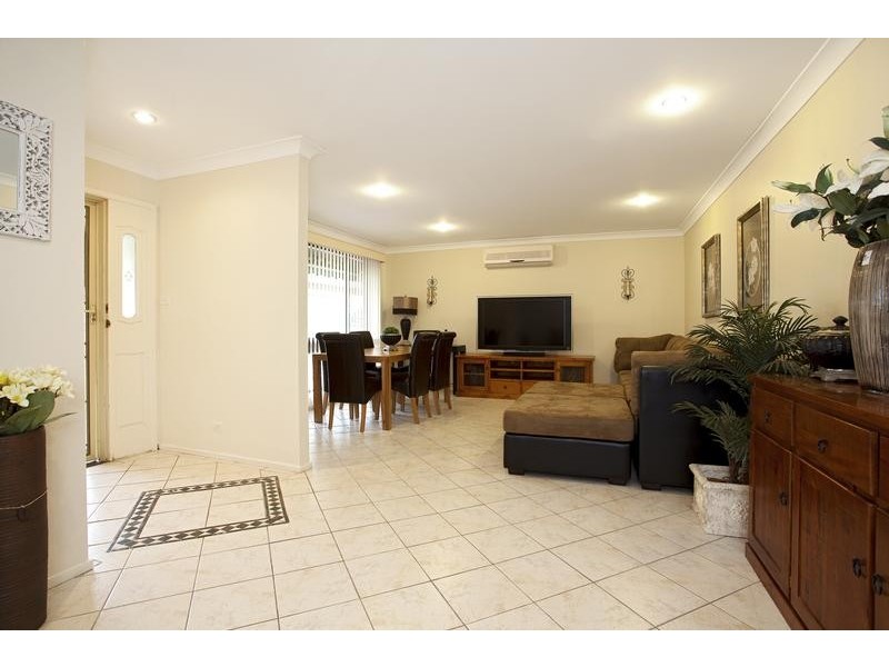 4 Corndew Crescent, Werrington Downs NSW 2747