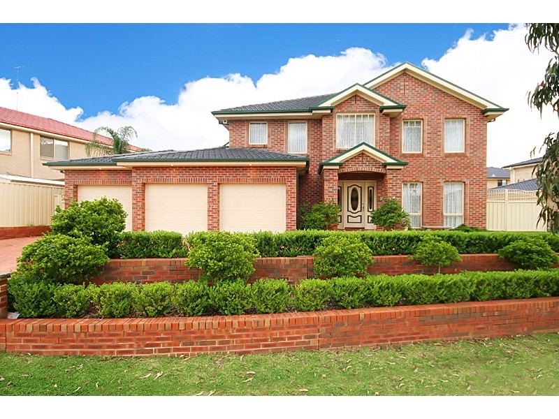 135 Ridgetop Drive, Glenmore Park NSW 2745