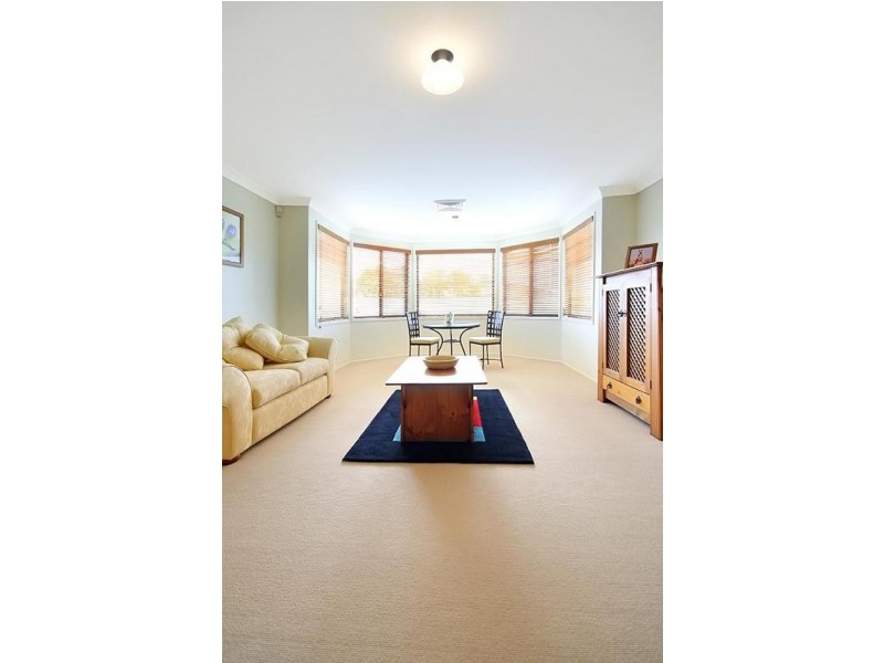 17 Birkdale Circuit, Glenmore Park NSW 2745