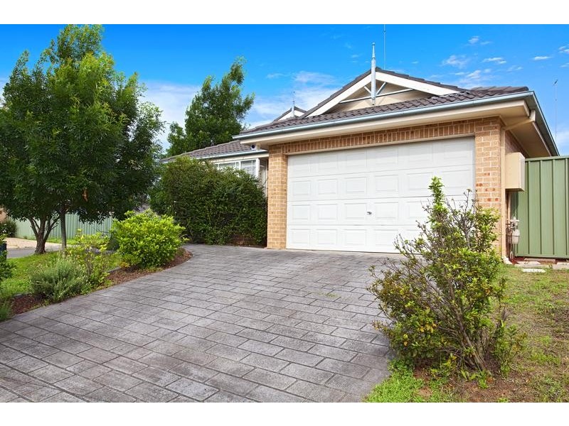 65 Woodlands Drive, Glenmore Park NSW 2745