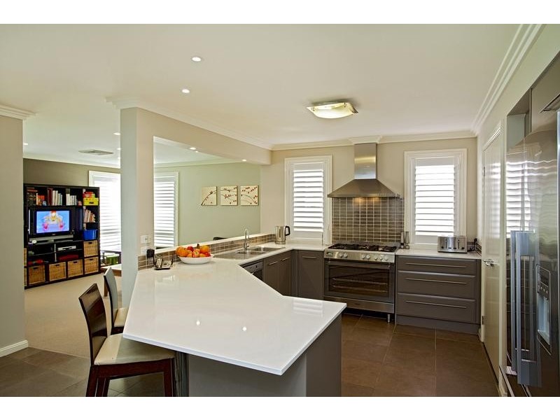 6 Fairwater Court, Glenmore Park NSW 2745