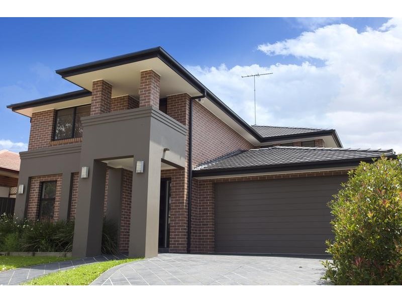 90 Ridgetop Drive, Glenmore Park NSW 2745