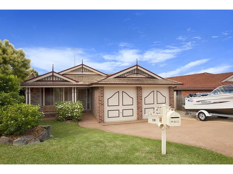 10 Dutba Place, Glenmore Park NSW 2745