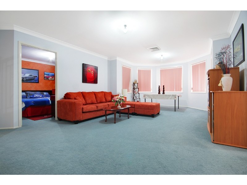 21 Birkdale Circuit, Glenmore Park NSW 2745