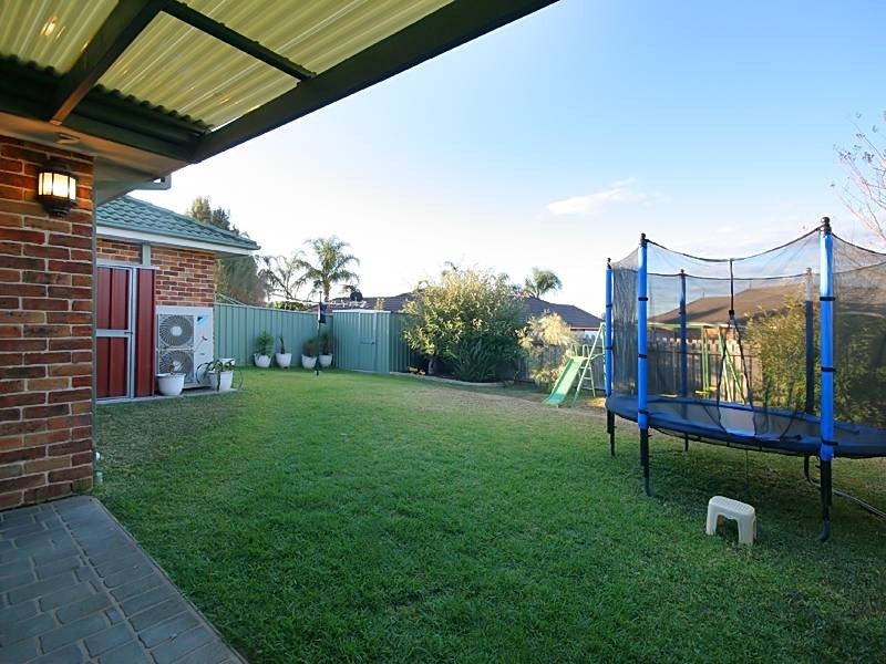 5 Womra Cres, Glenmore Park NSW 2745