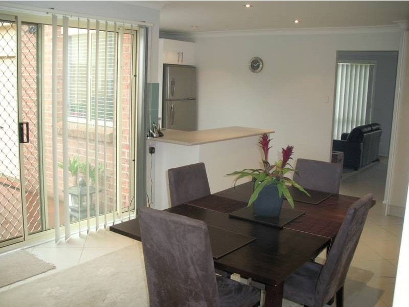 8 Kookaburra Crescent, Glenmore Park NSW 2745