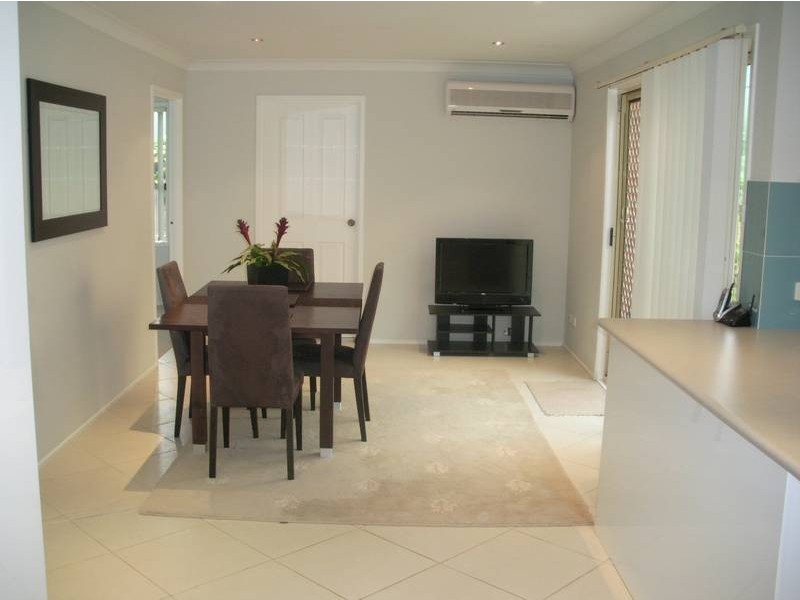 8 Kookaburra Crescent, Glenmore Park NSW 2745