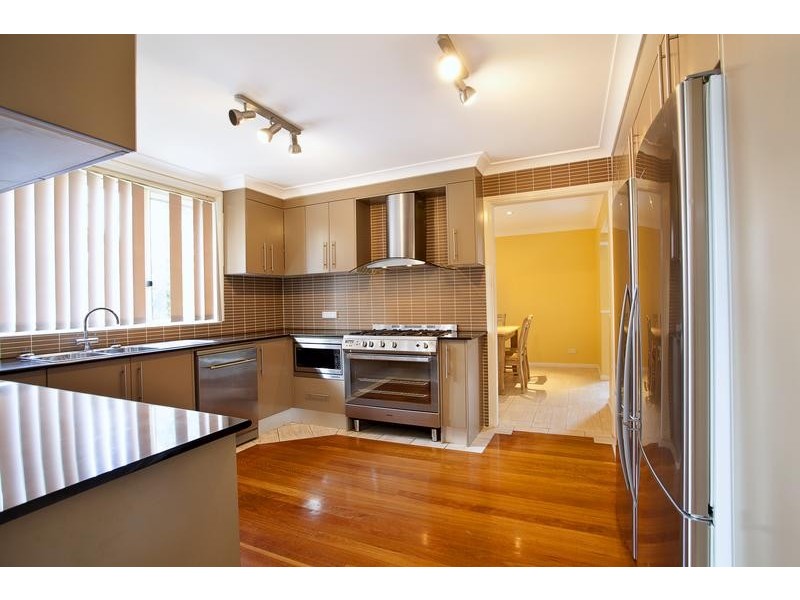 15 Geranium Close, Glenmore Park NSW 2745