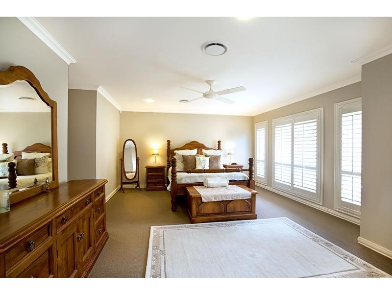 5 Kindlebark Close, Claremont Meadows NSW 2747