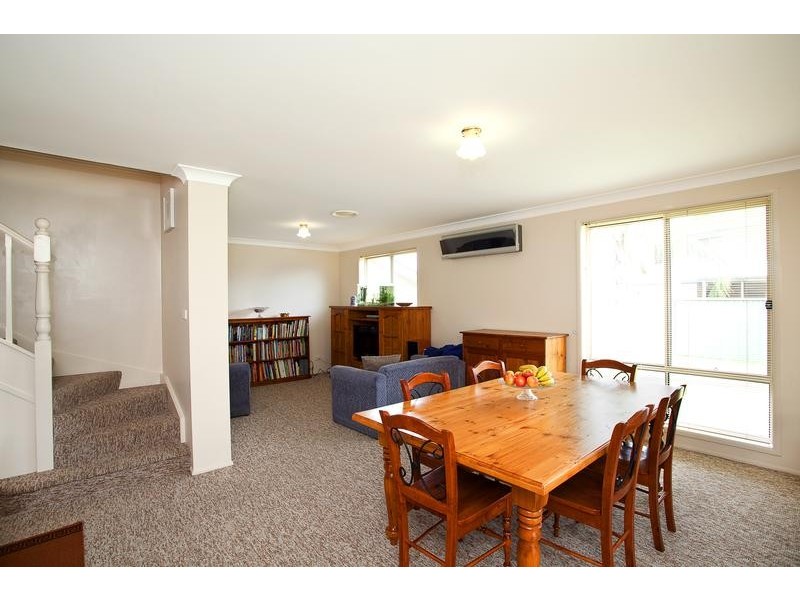 6 Kalua Place, Glenmore Park NSW 2745