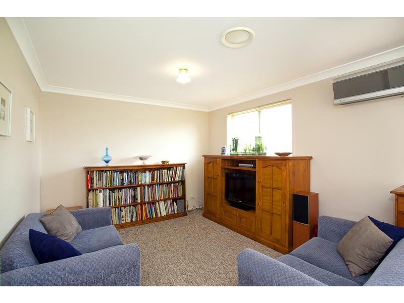 6 Kalua Place, Glenmore Park NSW 2745