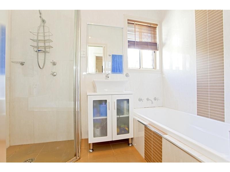 12 Murroobah Road, Wallacia NSW 2745