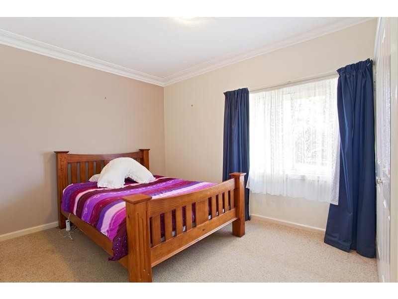 12 Murroobah Road, Wallacia NSW 2745