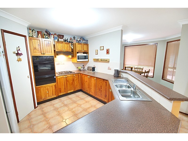 25 Pinehurst Avenue, Glenmore Park NSW 2745