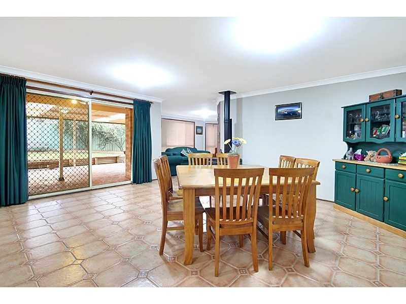 25 Pinehurst Avenue, Glenmore Park NSW 2745