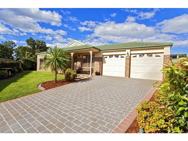 4 Narran Place, Glenmore Park NSW 2745