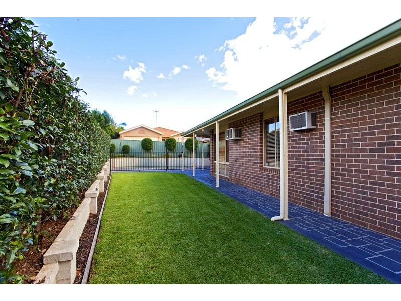 4 Narran Place, Glenmore Park NSW 2745