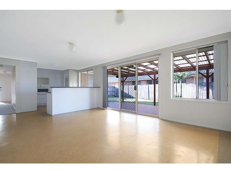 40 Kiber Drive, Glenmore Park NSW 2745