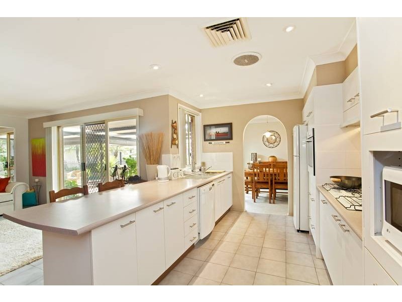 10 Bursaria Crescent, Glenmore Park NSW 2745