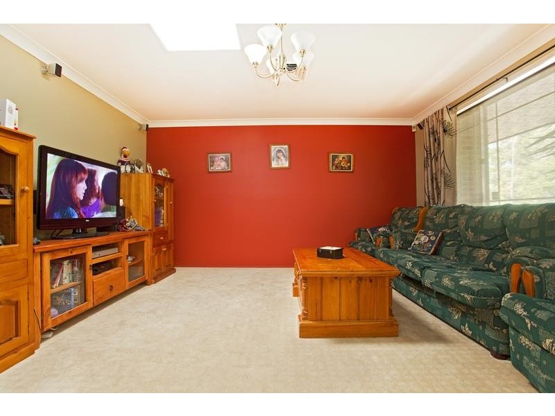 23 Lady Jamison Drive, Glenmore Park NSW 2745