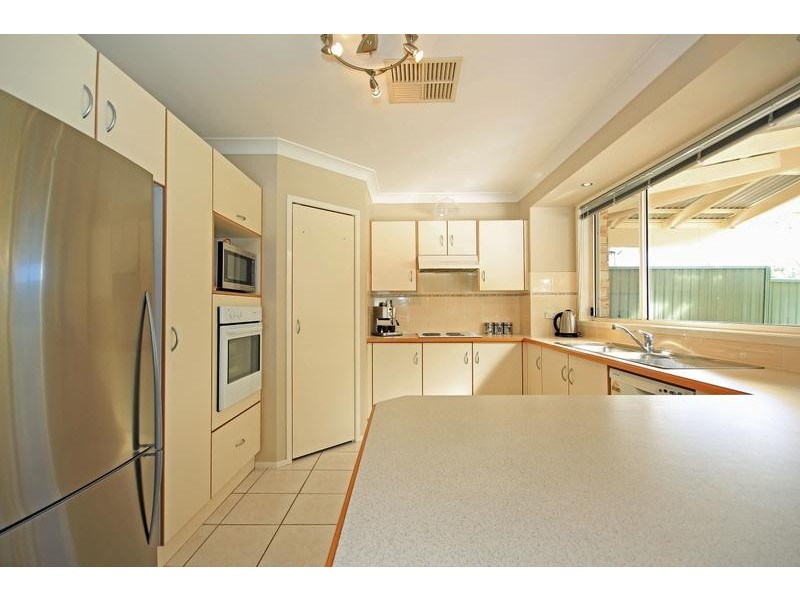 19 Birkdale Circuit, Glenmore Park NSW 2745