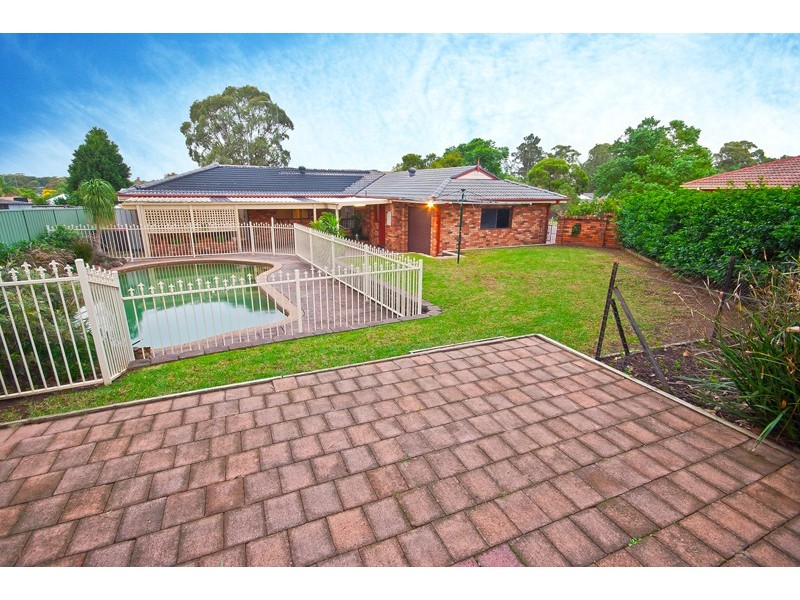 8 Wallis Glen, Cranebrook NSW 2749