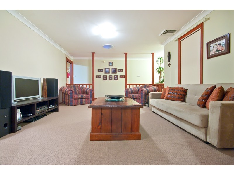 42 Bursaria Crescent, Glenmore Park NSW 2745