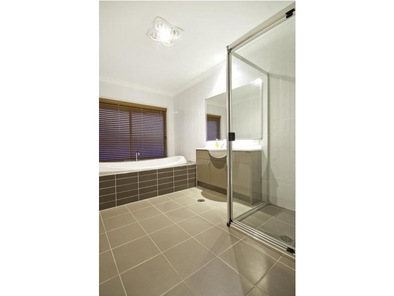 5 Kangaroo Place, Emu Plains NSW 2750