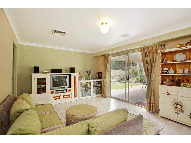 1 Daffodil Place, Glenmore Park NSW 2745