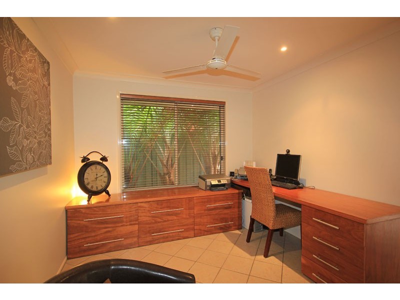 27 Laguna Drive, Glenmore Park NSW 2745