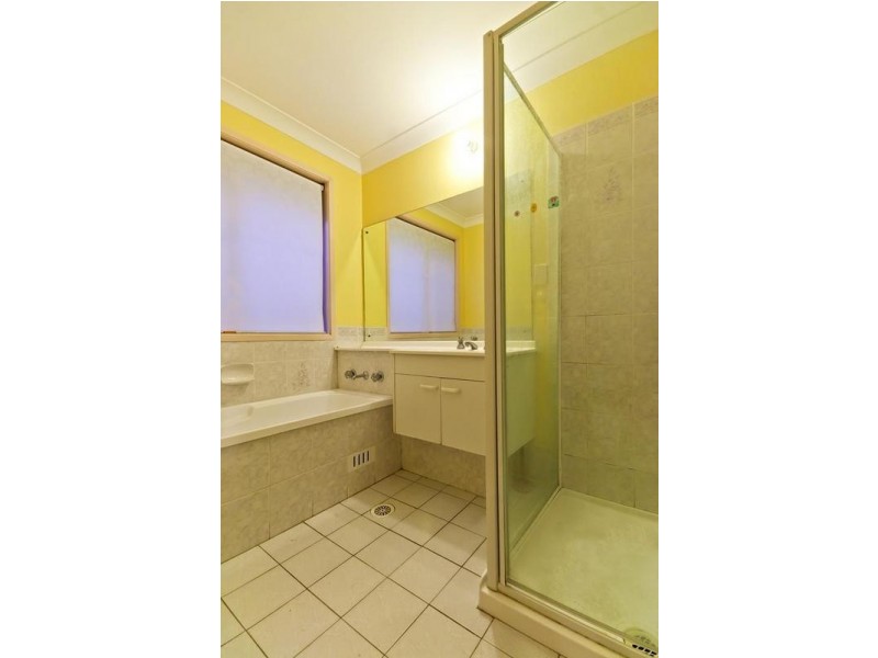 12 Oriole Street, Glenmore Park NSW 2745