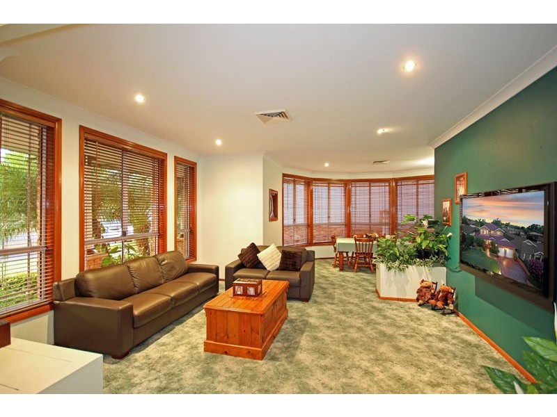 31 Devaney Avenue, Glenmore Park NSW 2745