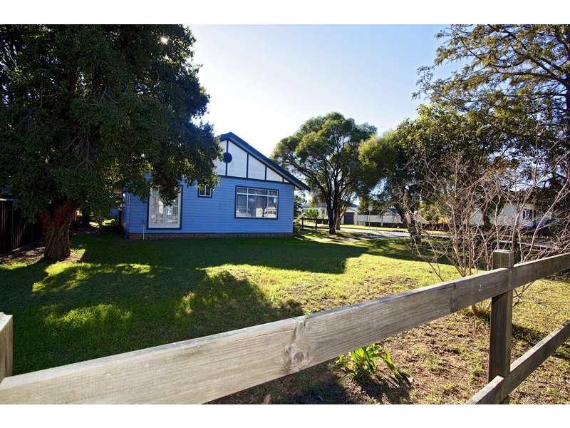 33 Carpenter Street, Colyton NSW 2760