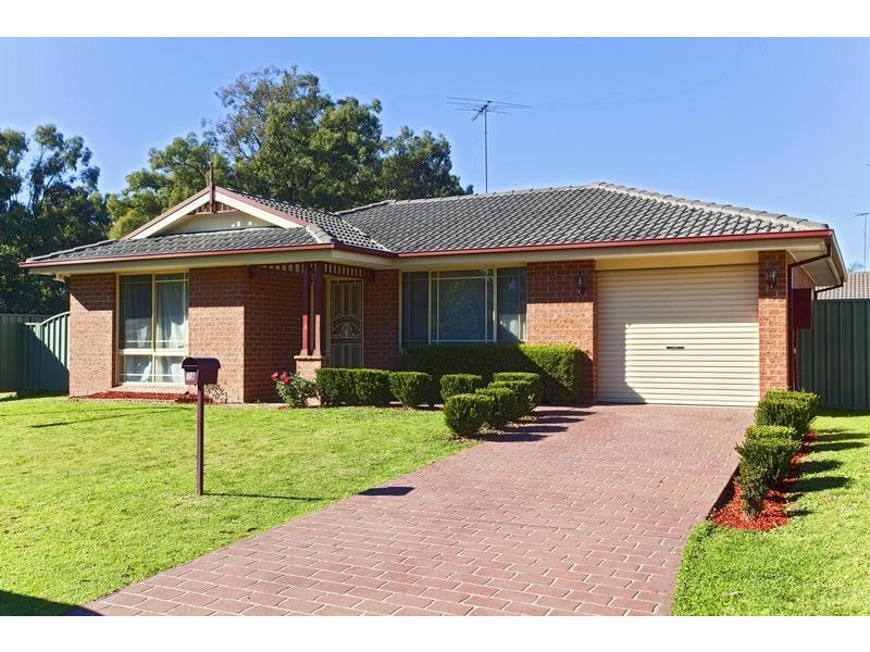 39 Nindi Crescent, Glenmore Park NSW 2745