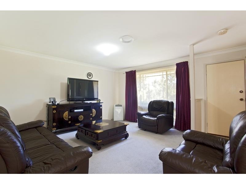 39 Nindi Crescent, Glenmore Park NSW 2745