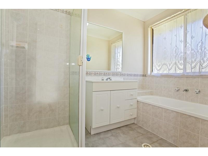 39 Nindi Crescent, Glenmore Park NSW 2745