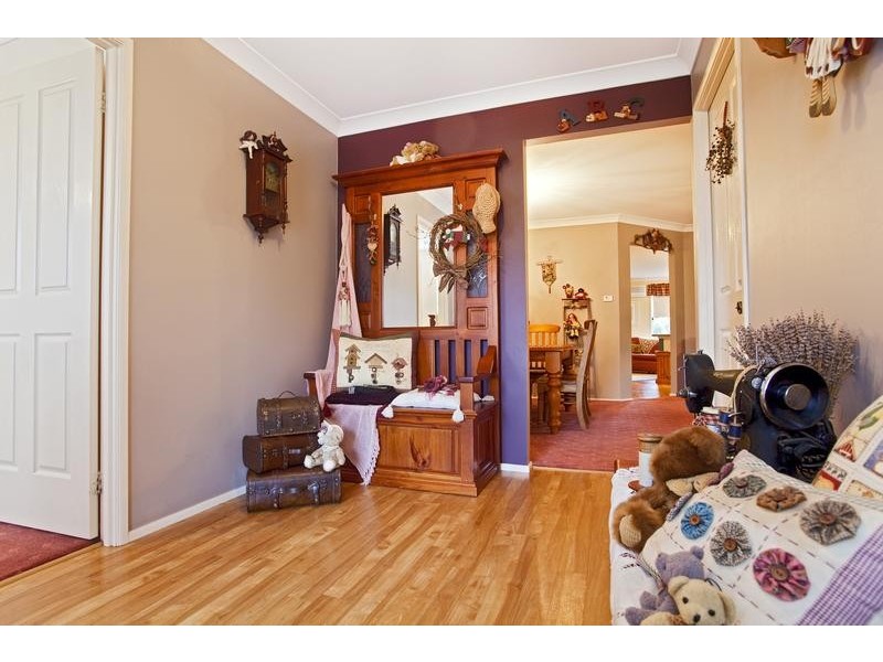 9 Narran Place, Glenmore Park NSW 2745