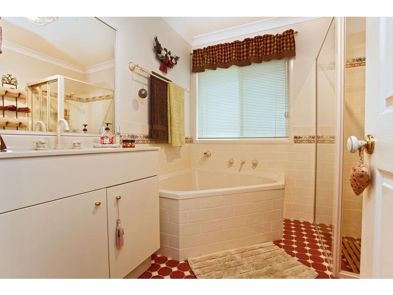 9 Narran Place, Glenmore Park NSW 2745