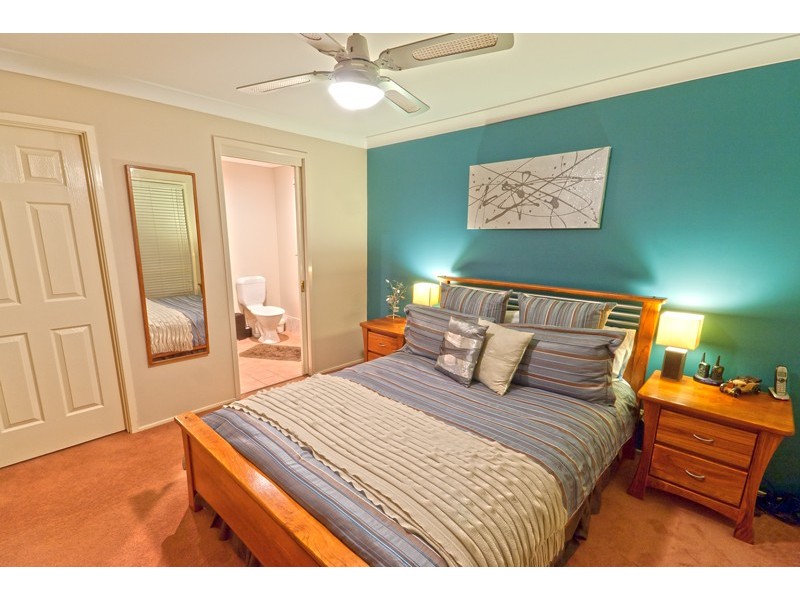 94 Glengarry Drive, Glenmore Park NSW 2745