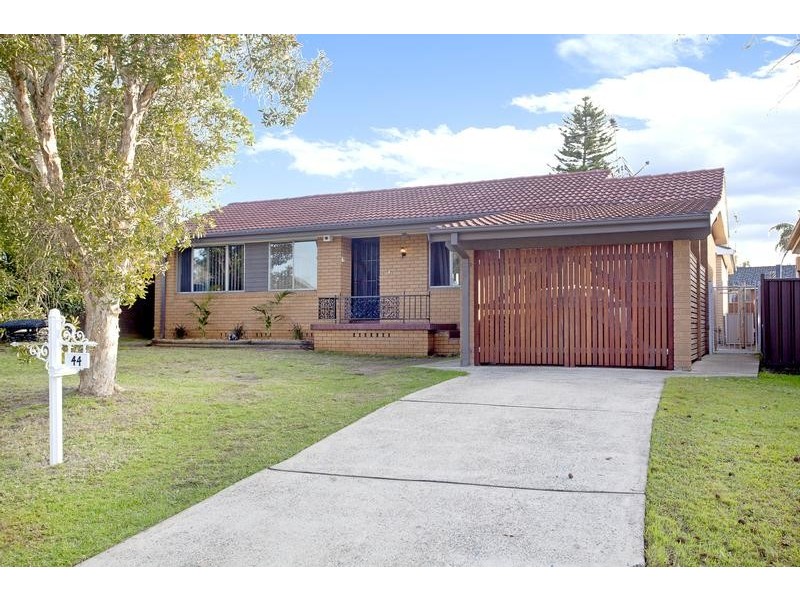 44 Sutton Road, Cambridge Park NSW 2747