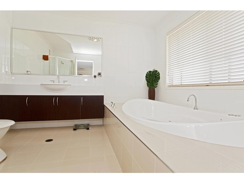 250 Caddens Road, Claremont Meadows NSW 2747