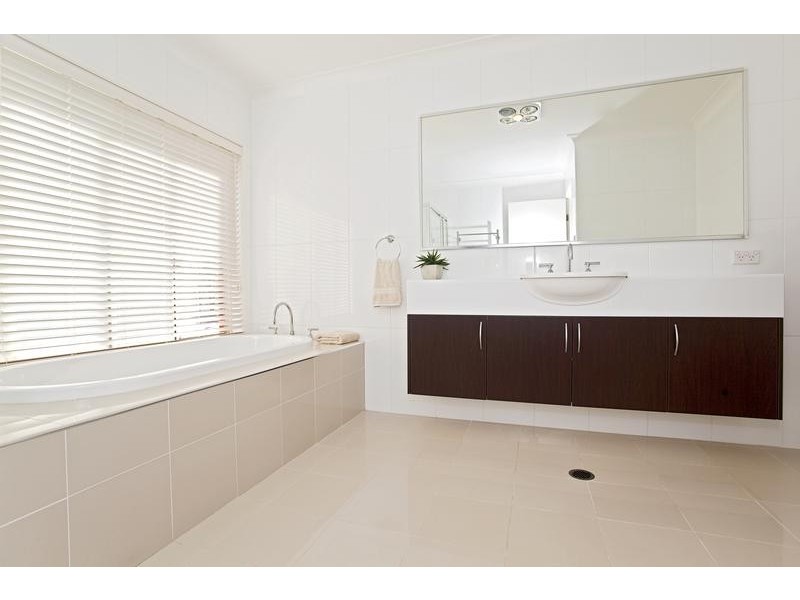 250 Caddens Road, Claremont Meadows NSW 2747