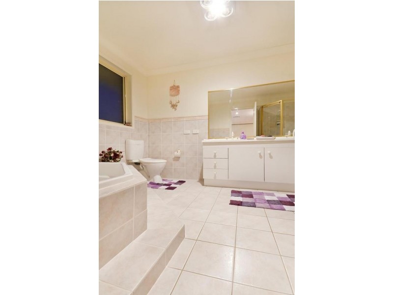 4 Gemalong Place, Glenmore Park NSW 2745