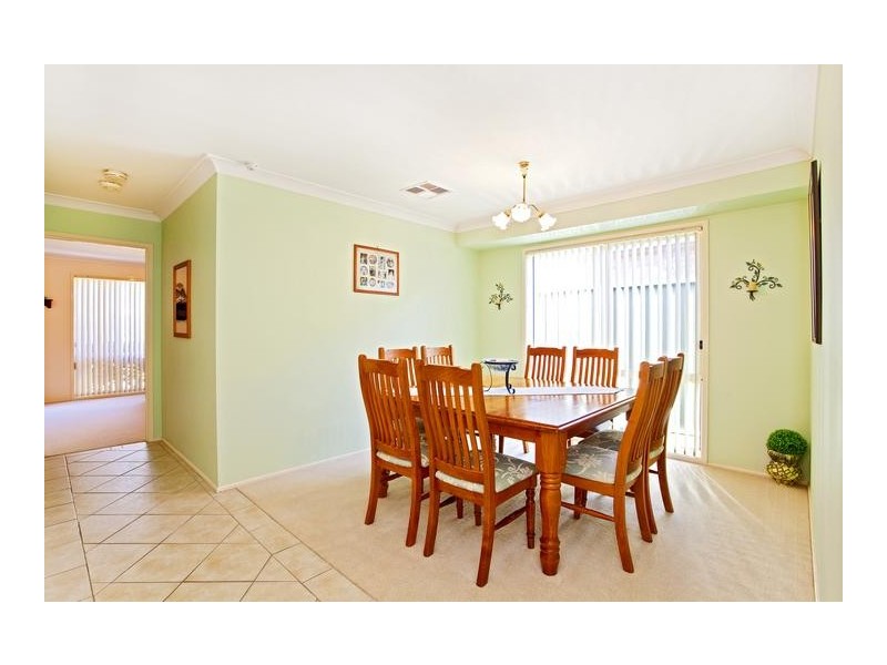 50 Ridgetop Drive, Glenmore Park NSW 2745