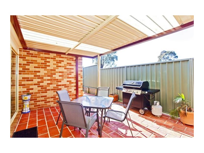 50 Ridgetop Drive, Glenmore Park NSW 2745