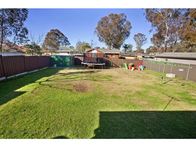6 Twickenham Avenue, Cambridge Park NSW 2747