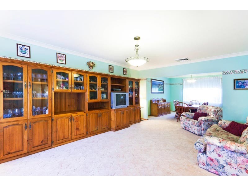 4 Bayldon Place, Glenmore Park NSW 2745