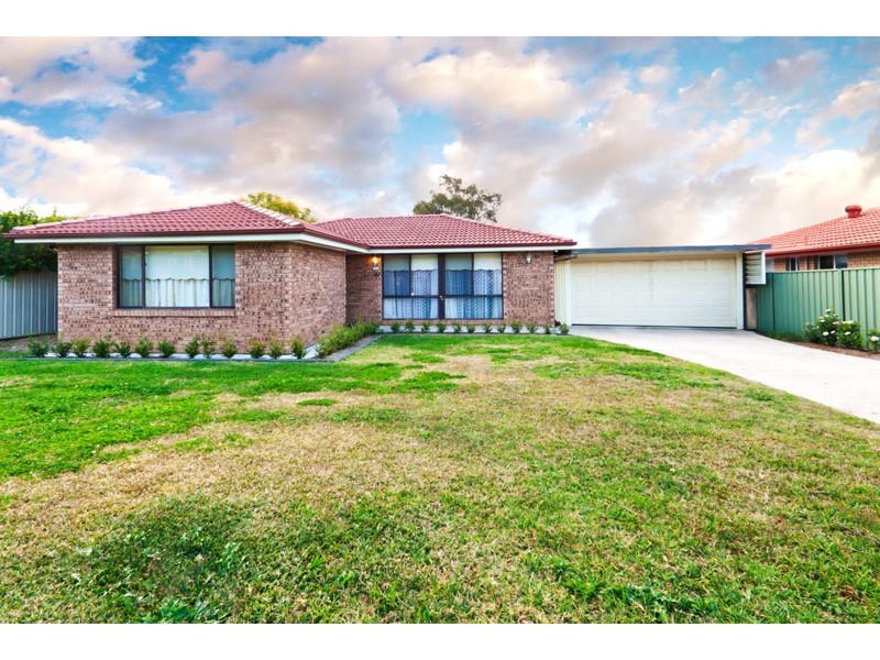7 Schoolhouse Road, Regentville NSW 2745